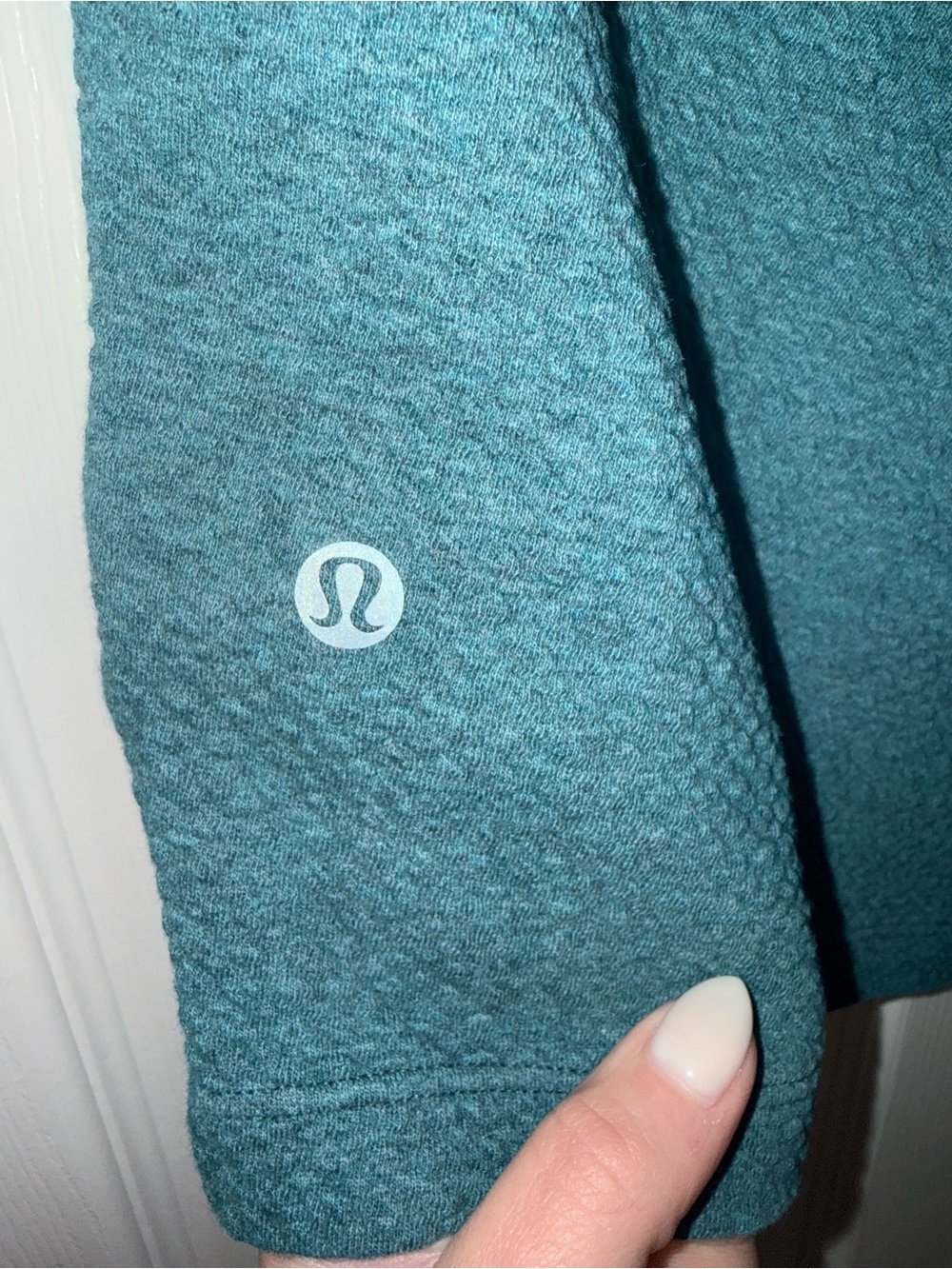 lululemon athletica Men's At Ease 7” Short - Picture 4 of 5
